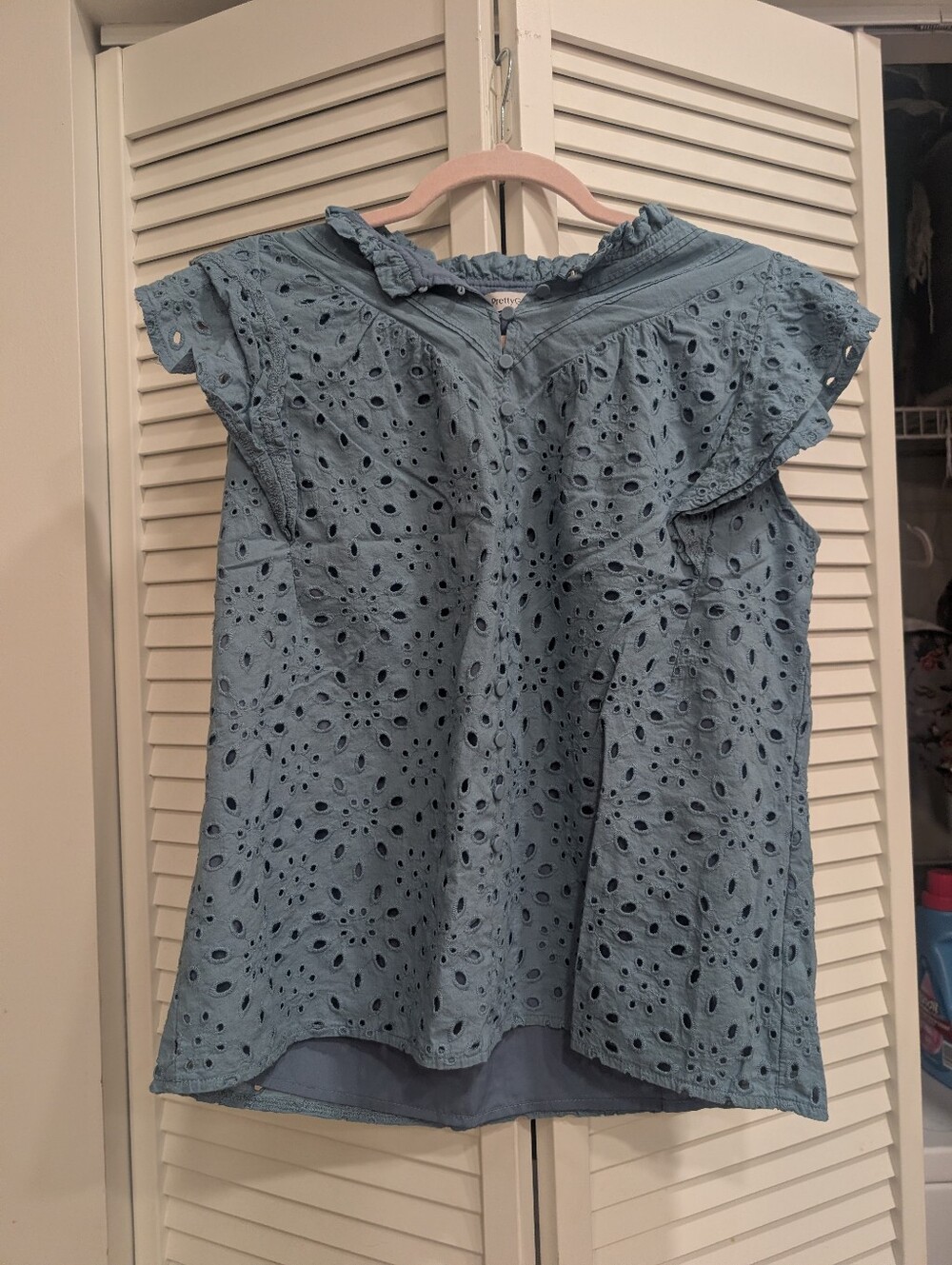 Pretty Garden Light Blue Eyelet Ruffle Sleeve Top SiW Medium